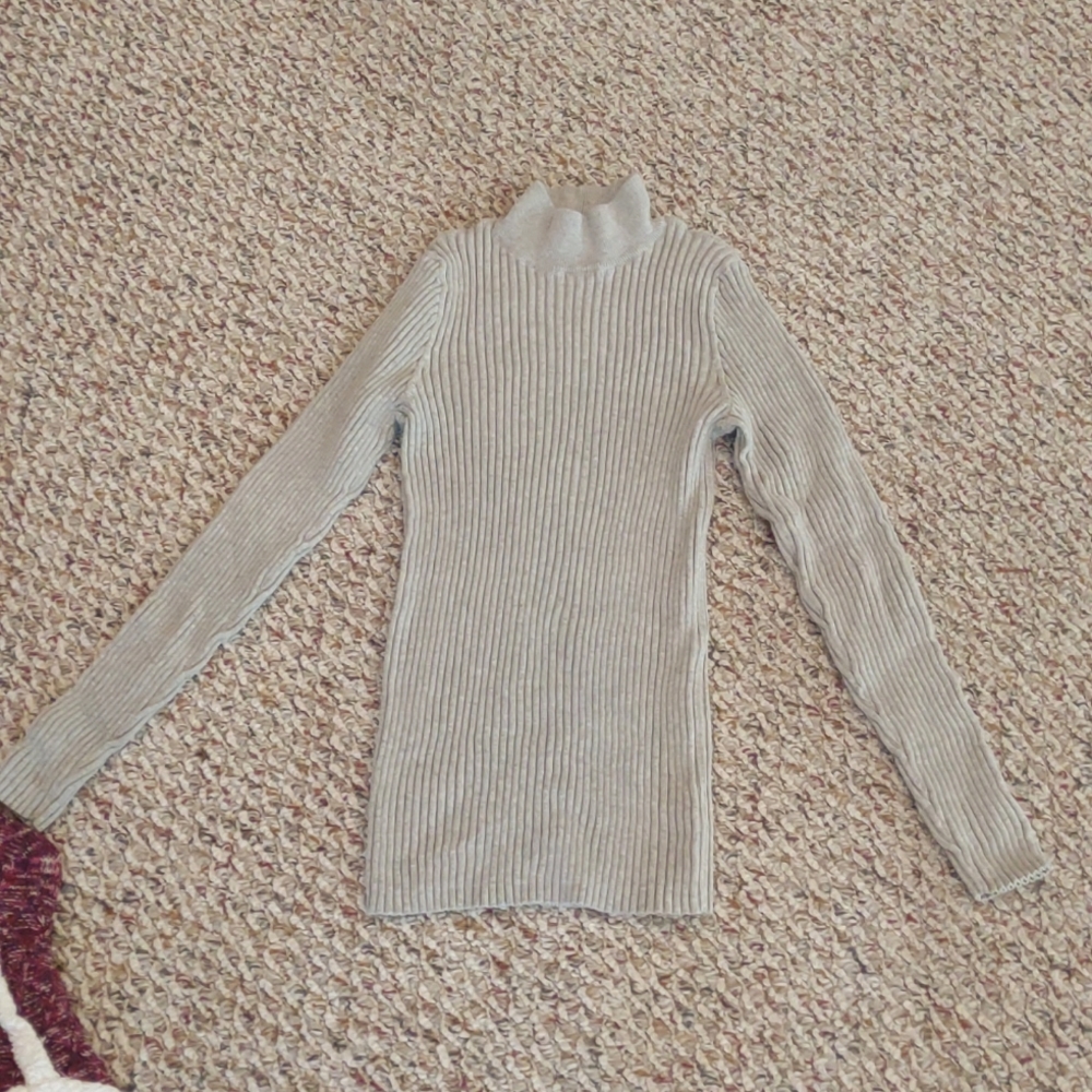 Jean Pierre like new sweater